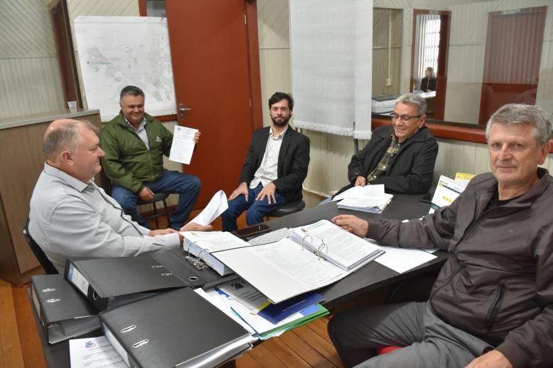 Comissão de Finanças e Orçamento emite parecer favorável a projetos do Executivo